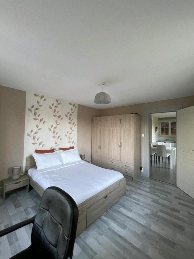 Appartement La Fourmi Verte Bruyeres Esterno foto